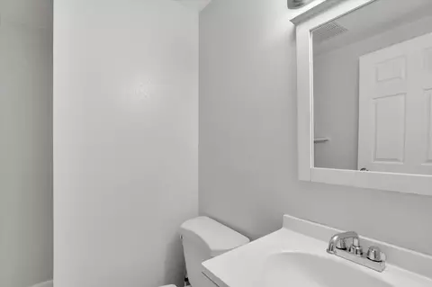 Bath - 3418 Empire Ave, Spokane, WA 99217 photo 2 of 2