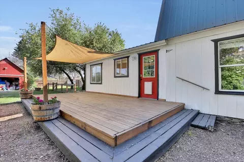 2709 E Sharp Ave, Spokane, WA 99202 photo 3