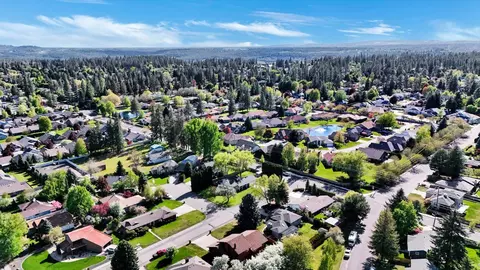 View/Area - 2219 E 50th Ave, Spokane, WA 99223 photo 2 of 2