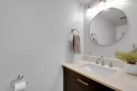 Bath - 2219 E 50th Ave, Spokane, WA 99223 photo 4 of 4