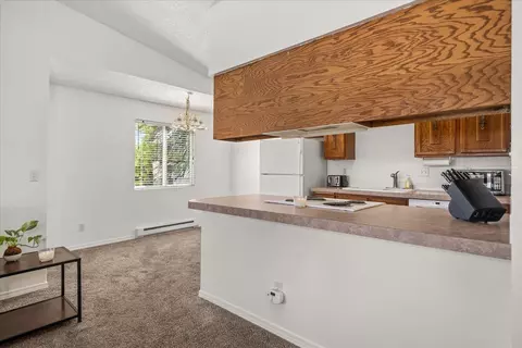 Kitchen - 306 E Weile Ave #3, Spokane, WA 99208 photo 5 of 5