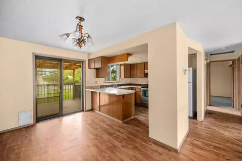 Living - 11208 E Frederick Ave, Spokane Valley, WA 99206 photo 5 of 5