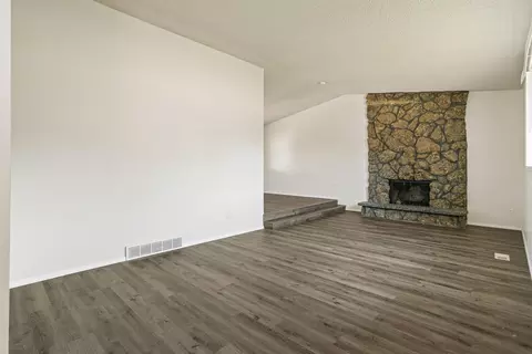 4323 E 54th Ave, Spokane, WA 99223 photo 4