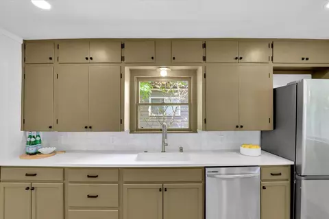 Kitchen - 1503 E 14th Ave, Spokane, WA 99202 photo 3 of 3