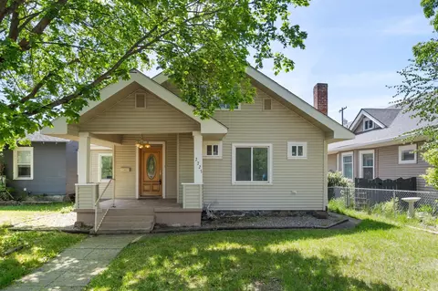 2723 W Dean Ave, Spokane, WA 99201