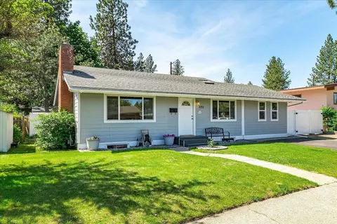 6911 N Lincoln St, Spokane, WA 99208