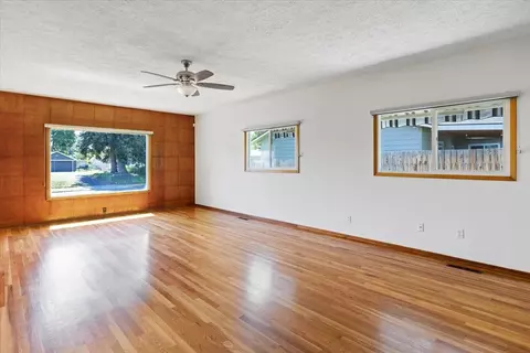 901 Everett Ave, Spokane, WA 99207 photo 4