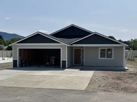 18420 E 1st Ln, Spokane Valley, WA 99016
