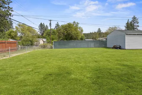 Exterior - 7311 E 9th Ave, Spokane Valley, WA 99212 photo 4 of 8