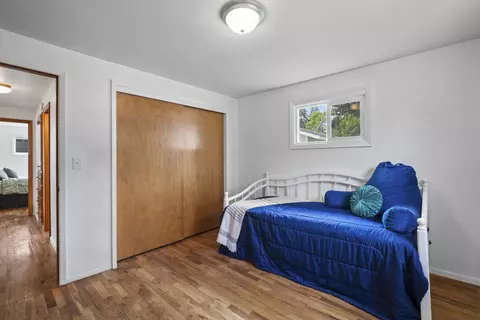 Bedroom - 7311 E 9th Ave, Spokane Valley, WA 99212 photo 4 of 6