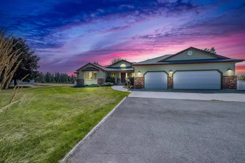 67 E Stutler Rd, Spokane, WA 99224