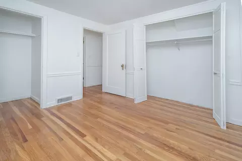 Bedroom - 924 E 17th Ave, Spokane, WA 99203 photo 8 of 10