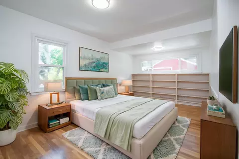 Bedroom - 924 E 17th Ave, Spokane, WA 99203 photo 1 of 10
