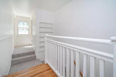 Entry Way - 924 E 17th Ave, Spokane, WA 99203 photo 2 of 3