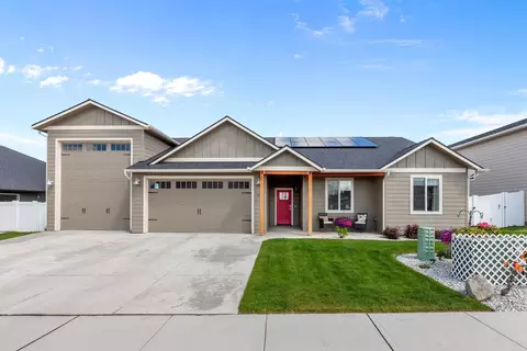 10 W 13th St, Deer Park, WA 99006