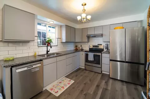 Kitchen - 3817 E Frederick Ave, Spokane, WA 99217 photo 2 of 2
