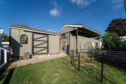Exterior - 3817 E Frederick Ave, Spokane, WA 99217 photo 5 of 8