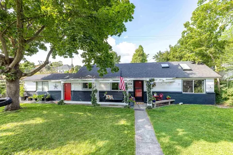 218 W Courtland Ave, Spokane, WA 99205