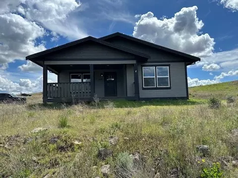 408 E Porak St, Sprague, WA 99032
