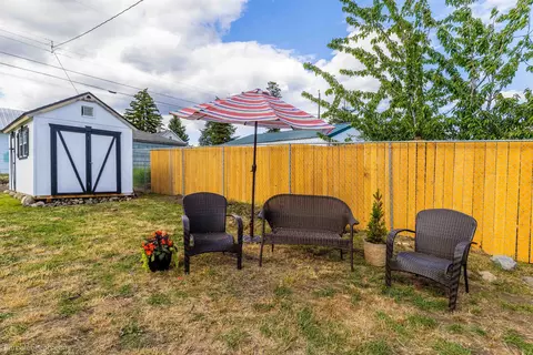 Exterior - 2117 E Gordon Ave, Spokane, WA 99207 photo 5 of 7