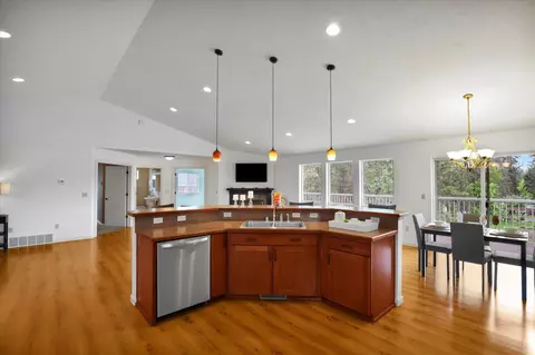 1302 E Carlson Ct, Spokane, WA 99208 photo 11