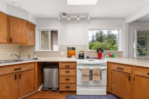 531 E 12th Ave, Spokane, WA 99202 photo 13