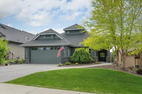 2114 E Cherrytree Ln, Spokane, WA 99203 photo 2
