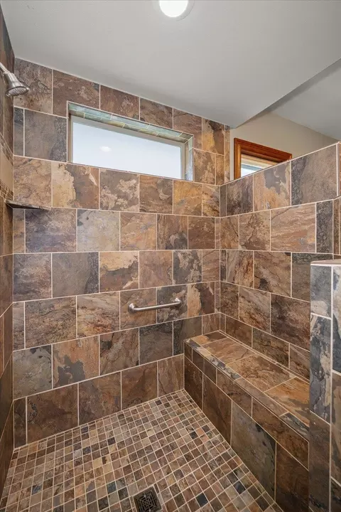 2114 E Cherrytree Ln, Spokane, WA 99203 photo 33
