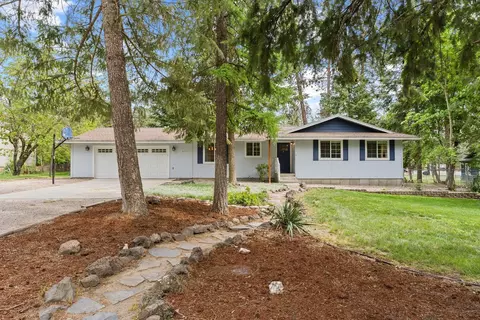 16814 N Tamarac Ln, Nine Mile Falls, WA 99026