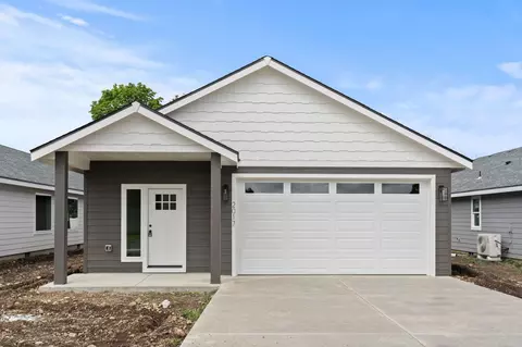 2017 N Sipple Rd, Spokane Valley, WA 99212