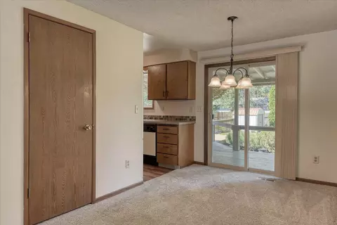 11205 E 32nd Ave, Spokane Valley, WA 99206 photo 8