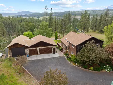 46501 River Dr N, Davenport, WA 99122