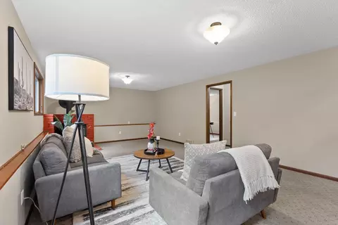 Living - 527 E Glencrest Dr, Spokane, WA 99208 photo 4 of 4