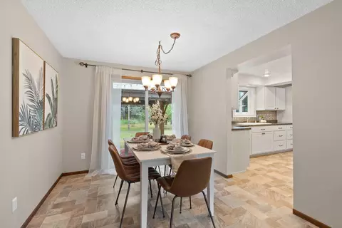 Dining - 527 E Glencrest Dr, Spokane, WA 99208 photo 1 of 1