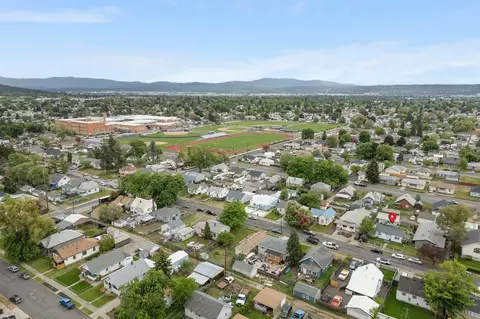 View/Area - 1218 E Broad Ave, Spokane, WA 99207 photo 5 of 6