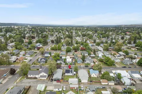 View/Area - 1218 E Broad Ave, Spokane, WA 99207 photo 4 of 6