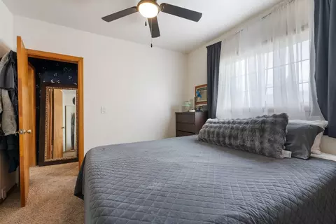 Bedroom - 1218 E Broad Ave, Spokane, WA 99207 photo 2 of 2