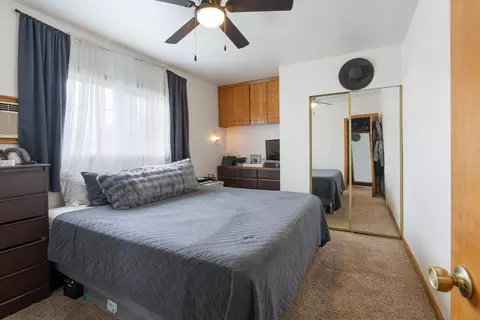 Bedroom - 1218 E Broad Ave, Spokane, WA 99207 photo 1 of 2