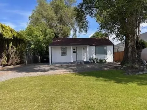 3019 E Augusta Ave, Spokane, WA 99207 photo 2