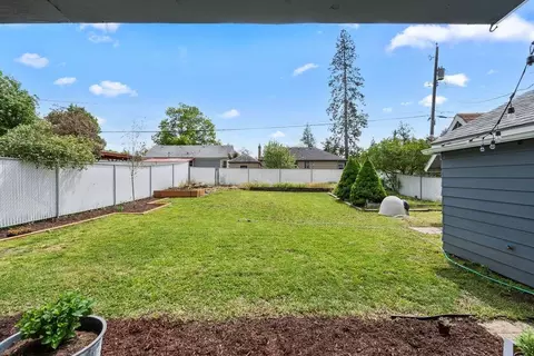 Exterior - 1024 E 40th Ave, Spokane, WA 99203 photo 11 of 11