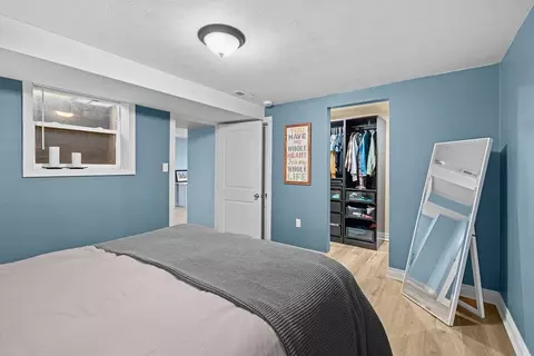Bedroom - 1024 E 40th Ave, Spokane, WA 99203 photo 3 of 3