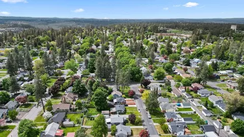 View/Area - 1024 E 40th Ave, Spokane, WA 99203 photo 4 of 6