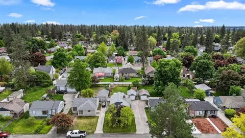 View/Area - 1024 E 40th Ave, Spokane, WA 99203 photo 2 of 6