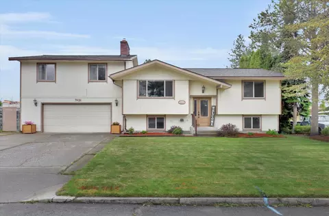 7431 N Lidgerwood St, Spokane, WA 99208