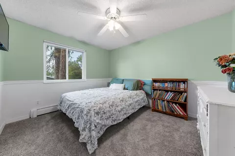 Bedroom - 11010 E 28th Ave, Spokane, WA 99206 photo 2 of 4