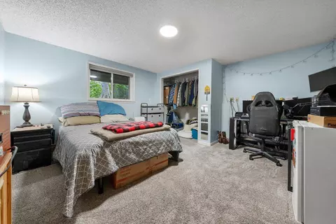 Bedroom - 11010 E 28th Ave, Spokane, WA 99206 photo 3 of 4