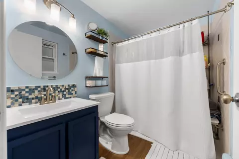 Bath - 11010 E 28th Ave, Spokane, WA 99206 photo 1 of 3