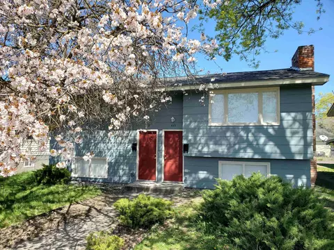 507 E Longfellow Ave, Spokane, WA 99207 photo 1
