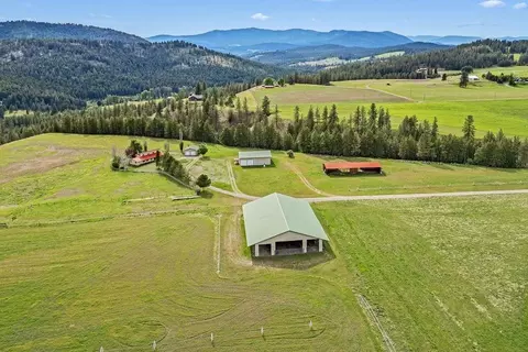 992 Bear Creek Rd, Colville, WA 99114