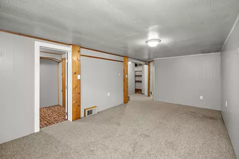 607 E Walton Ave, Spokane, WA 99207 photo 15
